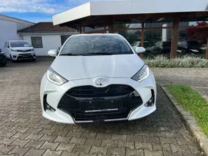 Toyota Yaris 1.5 Hybrid Style / Infotainment-Paket: Bild 2