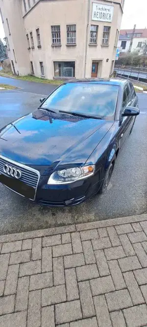 Audi A4 1.6