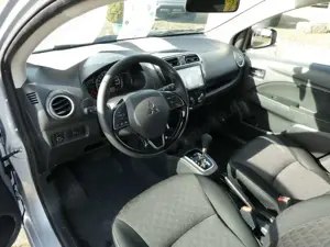 Mitsubishi Space Star 1,2 Select+   CVT Automatik Bild 3