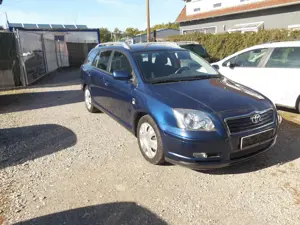 Toyota Avensis Avensis Combi Diesel 2.0 D-4D Combi Bild 2