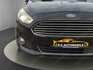 Ford S-Max S-MAX Titanium°Automatik°Navi°SHZ°Totwinke Bild 3