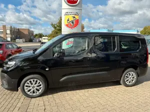 Fiat Doblo Kombi Automatik 7-Sitze PDC Kamera