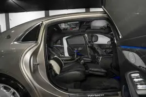 Maybach Others S 560 Maybach #MANUFAKTUR #FOND-TV #5-SITZE Bild 2