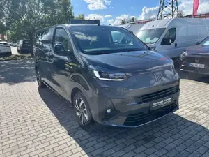 Fiat Ulysse L2 Top HDi 180 EAT8 7-Sitzer Standheizung AHZV Glasdach Abstandstempomat Bild 4