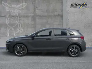 Hyundai i30 Advantage Bild 2