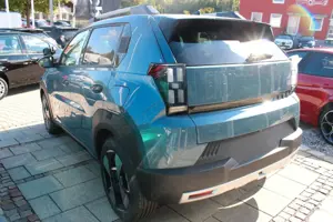 Fiat Grande Panda Hybrid 1.2 eDCT 75 kW La Prima Bild 4