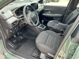 Dacia Sandero Stepway TCe 90 Expression+LED+SHZ+PDC Bild 4