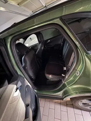 Ford Kuga 1.5 EcoBoost ST-LINE X mit Ford-Garantie Bild 4