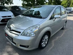 Toyota Corolla Verso 1.8 Executive Aut Navi 7 Sitz Kame