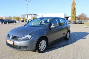 Volkswagen Golf 2.0 TDI TRENDLINE*FAHRSCHULWAGEN*AHK*CD-PLAYER