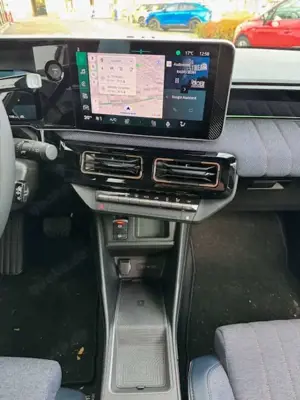 Renault R 4 R 4 E-Tech Techno 150 Comfort Range Bild 2