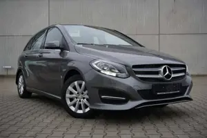 Mercedes-Benz B 180 Automatik AHK Navi PDC SHZ
