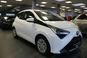 Toyota Aygo 1.0 x-play