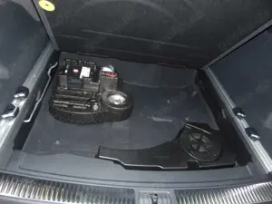 Volkswagen Touareg R-Line Black-Style Standhzg./Modellj. 25 Bild 5