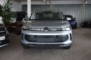 Volkswagen Tiguan Tiguan 1.5 eTSI AHK Sitzheizung Climatronic