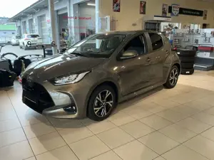 Toyota Yaris Hybrid Teamplayer mit Comfort Paket