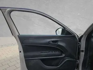 Fiat 600e 600 Hybrid *LED/KAMERA* Bild 5