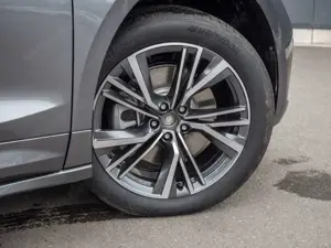 Skoda Enyaq Coupe 85x Suite STANDHZ LED PANO 360° Bild 5