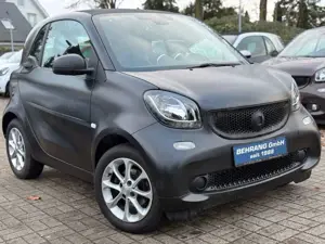 smart forTwo *NAVI*KLIMA*SITZHEIZUNG+