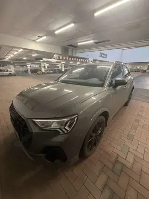 Audi Q3 45 TFSI quattro S tronic line