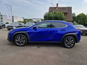 Lexus UX 300h F SPORT Navi Digitales Cockpit LED Blendfreies Fer Bild 2