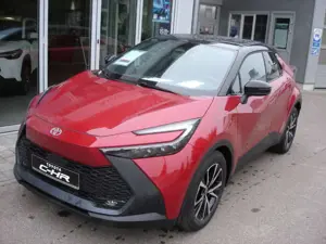 Toyota C-HR 1.8 Hybrid Team Deutschland Bild 2