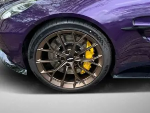 Aston Martin V8 MY25 / Carbon/ Soundsystem Bild 5