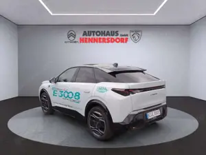 Peugeot 3008 Elektro 210 GT Bild 4