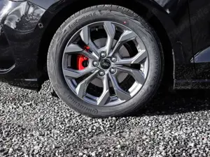 Ford Focus Turnier ST-Line X 155PS Aut. FAP Winter Parking St Bild 3