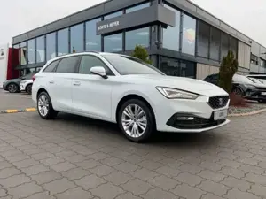 SEAT Leon Sportstourer Style Edition +DSG+AHK+Kessy Bild 2