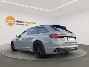 Audi RS4 RS 4 Avant /MASSAGE/20"/RFK/SPUR/BLACK PANO MTRX q Bild 5