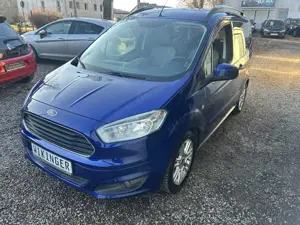 Ford Tourneo Courier Titanium 1.6 TDCi * Klima * AHK * TüV neu * TOP