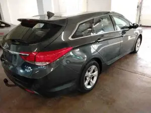 Hyundai i40 cw FIFA World Cup Edition Alu PDC Tüv Navi