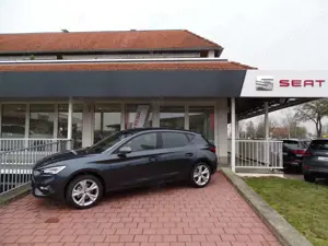 SEAT Leon Leon 1.5 TSI ACT FR 150PS Navi ACC Sitzheiz. Voll-