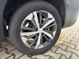 Peugeot Rifter BlueHDi 130 EAT8 GT+ PKW ZULASSUNG Bild 5