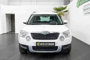 Skoda Yeti 2.0 TDI/ALLRAD 4x4/AHK/KLIMA/SITZHEIZUNG Bild 2