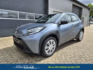 Toyota Aygo X 1.0 VVT-i 72PS Business Edition Sitzheizung Abs...