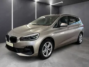 BMW 218 218 d Sport Line - LED, Memory, Navi, Kamera