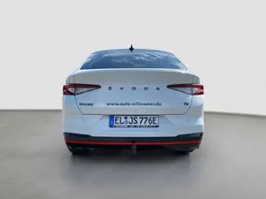 Skoda Enyaq iV Coupé RS Suite LEDER AHK NAVI KAMERA BT Klima Bild 4