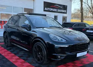 Porsche Cayenne *SPORTDESIGNPAKET*AHK*PANO*BOSE*1.HAND