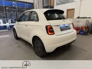 Fiat 500 500e 3+1 Passion Klima/eSitz./Tempomat/L-R Sensor Bild 3