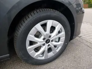 Ford Tourneo Connect L2 Titanium 7-Sitzer Navi Kamera Bild 5