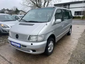 Mercedes-Benz V 220 CDI AUTOMATIK mit Rollstuhl-Rampe TÜV NEU