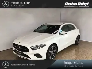 Mercedes-Benz A 200 A 200 d Progressive Line Advanced/MBUX/LMR 18' LED