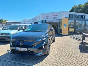 Renault Rafale 300 E-Tech Plug-in Hybrid 4x4 Atelier