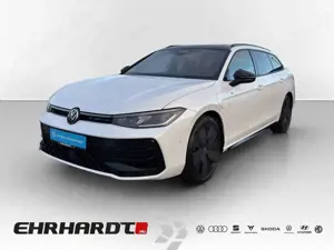 Volkswagen Passat Variant e-Hybrid 1.5 TSI DSG R-Line DCC AHK*PANO*HARMAN...