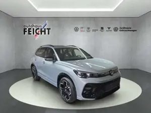 Volkswagen Tiguan R-Line 2,0 l TDI  4MO 142 kW (193 PS) DSG Bild 4