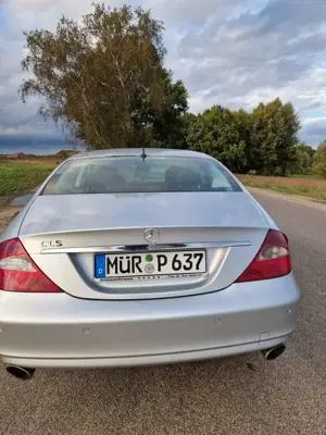 Mercedes-Benz CLS 320 CLS aus 1ter Hand Bild 4