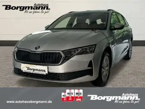 Skoda Octavia Combi Selection 2,0TDI UPE 43.870€ Navi digitales