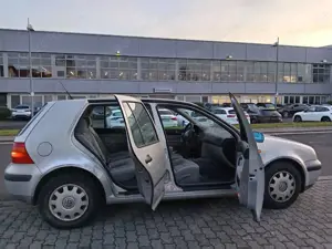 Volkswagen Golf Golf IV 1.6 Automatik/117.000km.TÜV 10/26